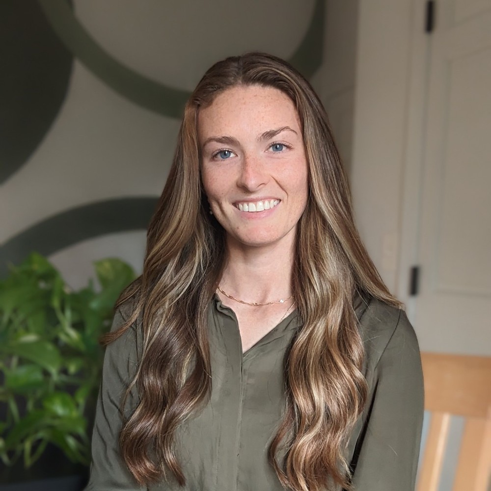 Meet your Posher, Alaina